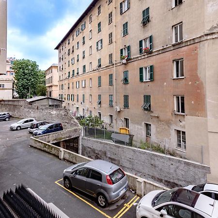 Dolce Casa Di Sve Vicino La Stazione Apartment Genoa Exterior photo